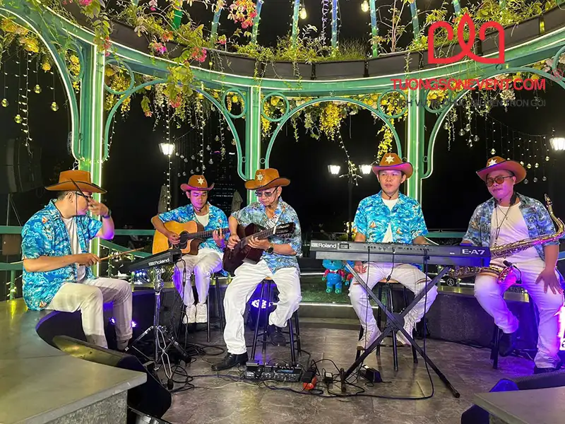 Ban nhạc Flamenco biểu diễn tại TP. HCM