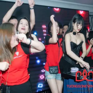 DJ khuấy động Tiệc Gala Dinner/ Year End Party