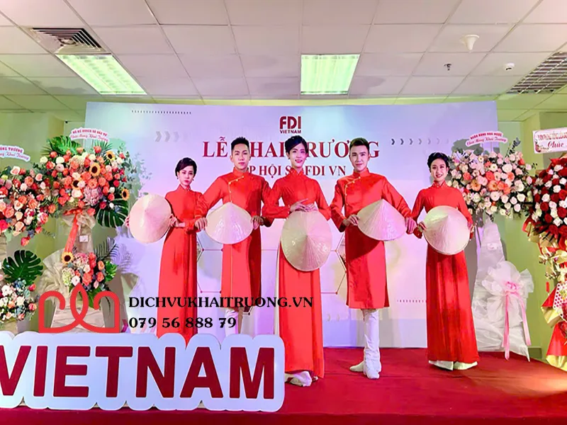 Vũ đoàn múa dân gian