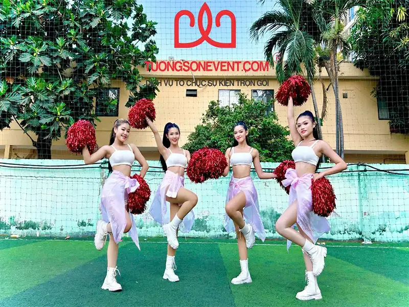 Dịch vụ biên đạo múa cheering tại Tường Sơn Event