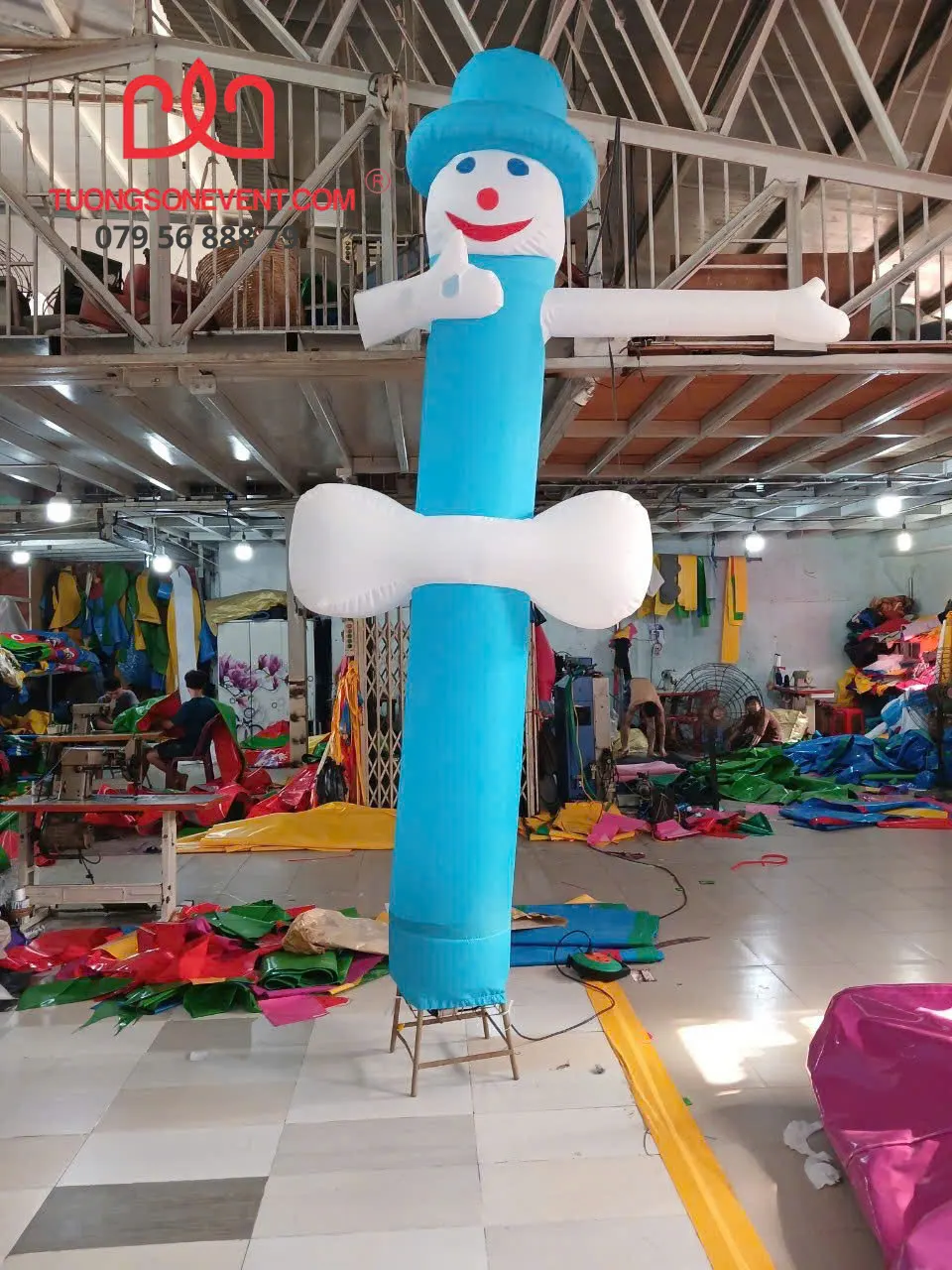 Tường Sơn Event là đơn vị cho thuê rối hơi uy tín