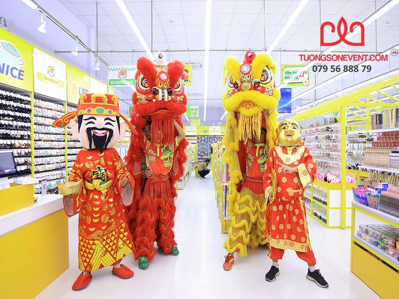 Cho thuê lân khai trương quận 5 - Khai trương hồng phát