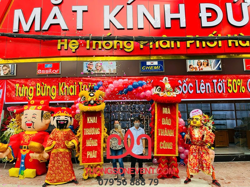 Tưng bừng khai trương cùng đội lân tại Tường Sơn Event