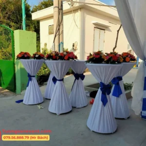cho thuê bàn ghế quận 2