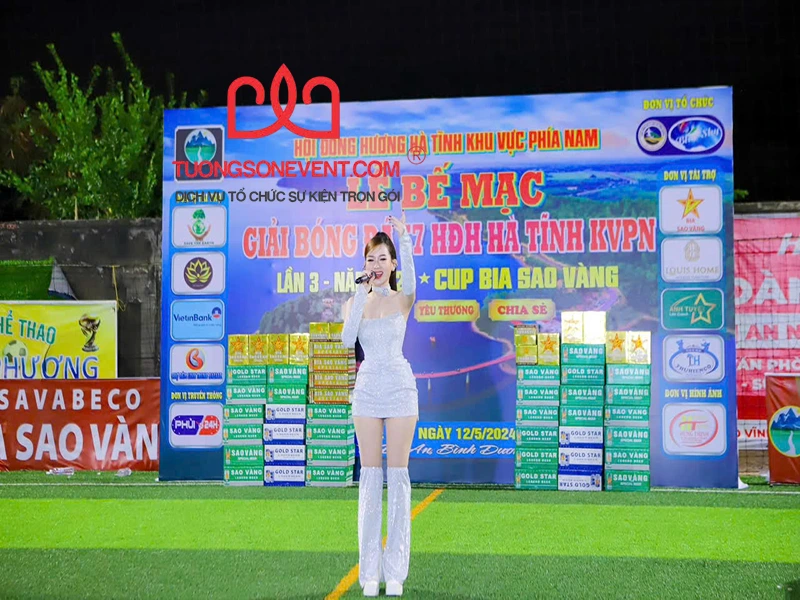 Cách dễ dàng để tiếp cận với ca sĩ nổi tiếng Cách dễ dàng để tiếp cận với ca sĩ nổi tiếng