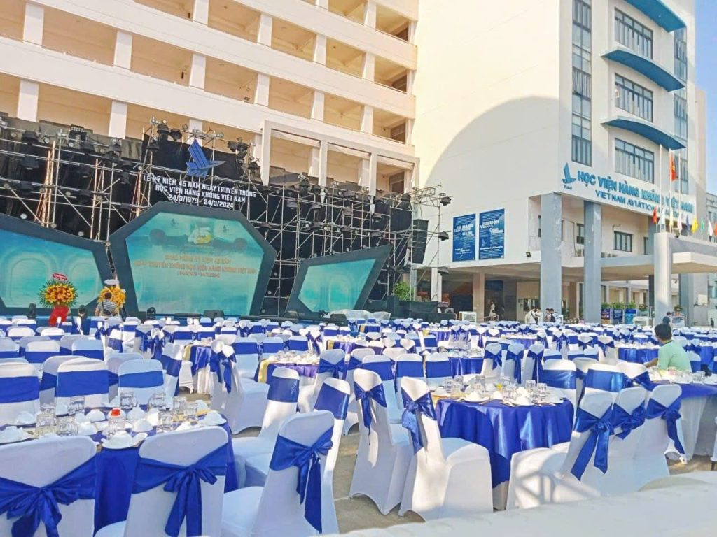 dịch vụ thuê Thiết bị bàn ghế quận 4 của Tường Sơn Event
