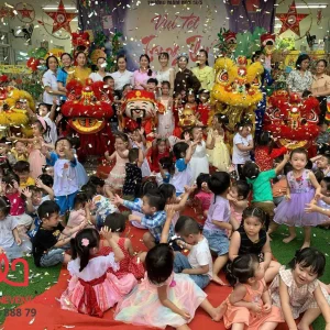 Biểu diễn Trung thu tại trường