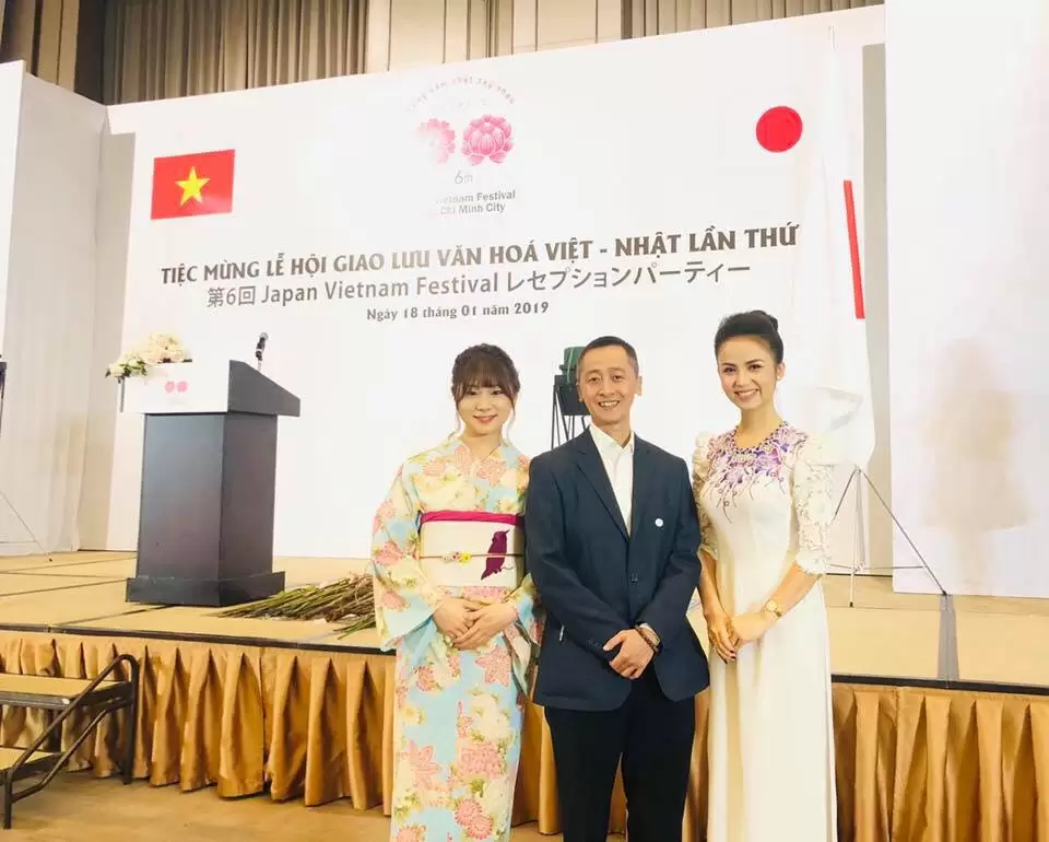 MC song ngữ Việt - Nhật