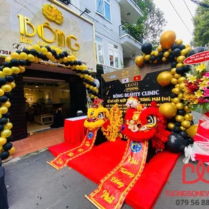 Múa lân khai trương tưng bừng