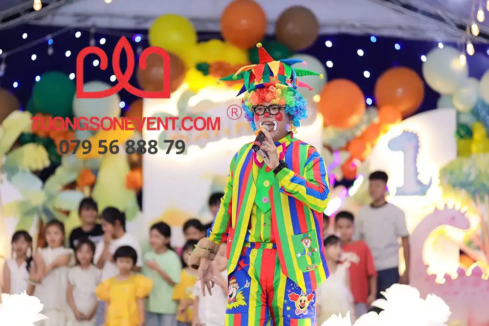 Chú hề Tường Sơn Event góp mặt tại tất cả các sự kiện cho các bé